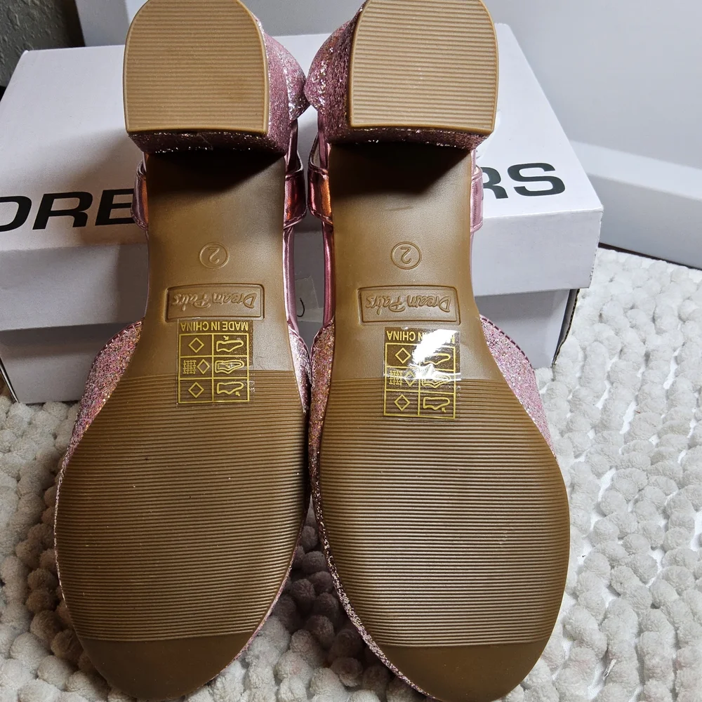 NWOT Girls Size 2 Sparkling Pink Glitter Dress Shoes